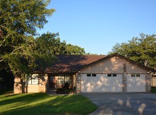 542 Pecan Creek Dr, Kingsland, TX 78639