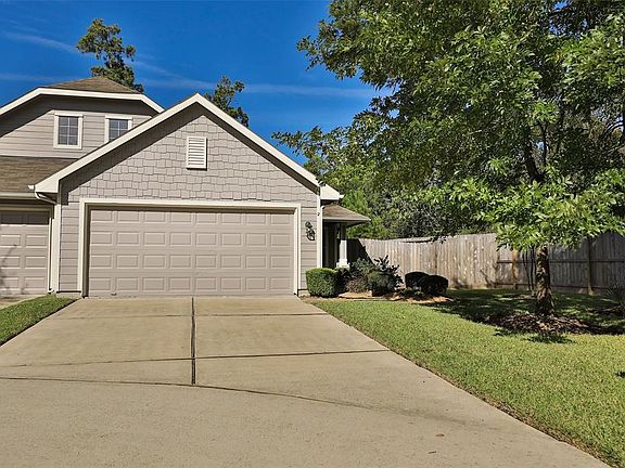 TWO CAR GARAGE WITH ENTRY TO THE KITCHEN -