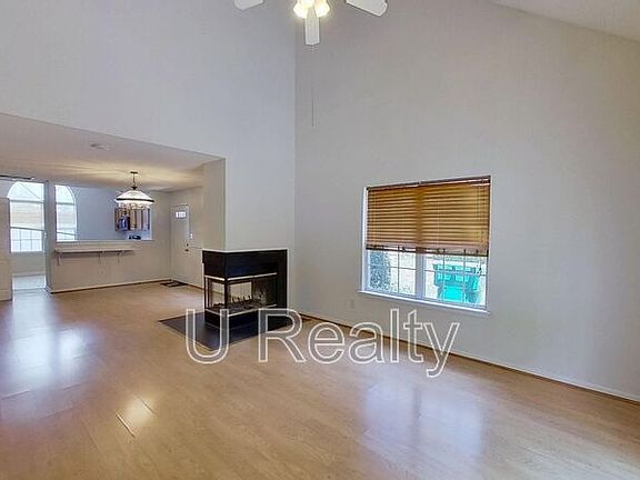 5th image of 8327 Southgate Commons Dr