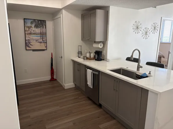 1551 N Flagler Dr, West Palm Beach, FL