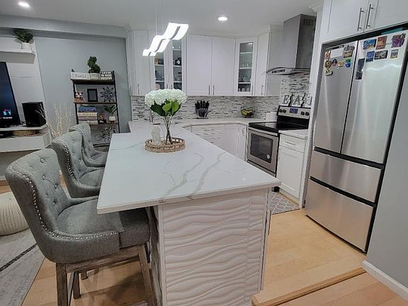 2nd image of 112 Atlantic Ave APT 70
