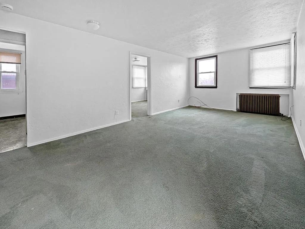 41 W Bellecrest Apt. 2 15227 — Photo 3