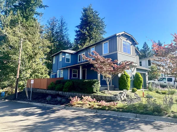 2451 NE Sunnymede St, Poulsbo, WA 98370