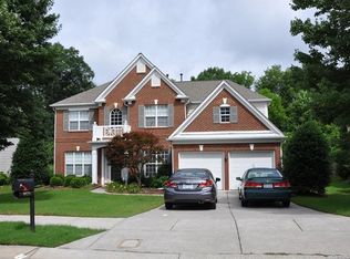 9521 Linden Tree Ln #100, Charlotte, NC 28277