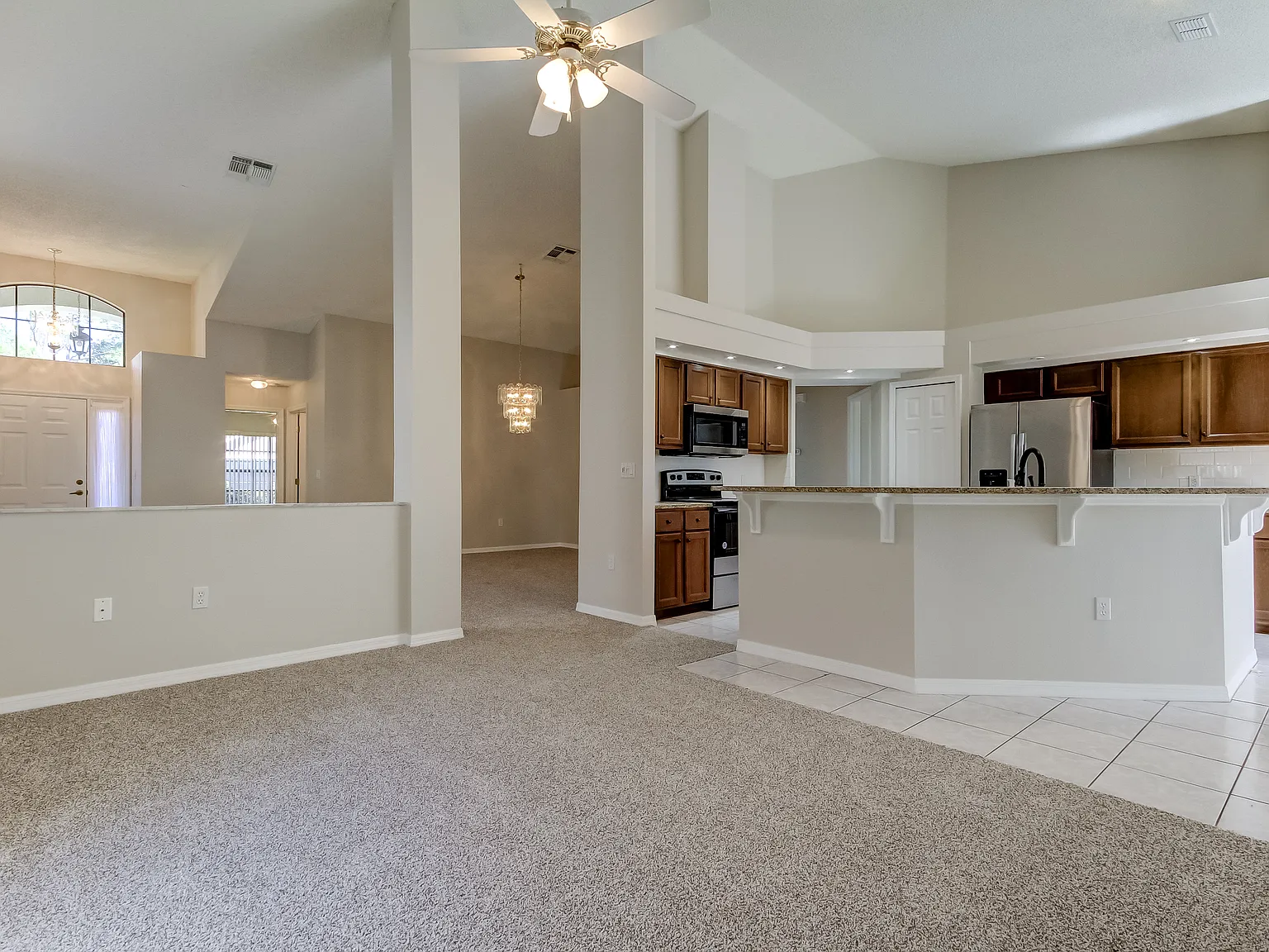 2 bed, 1676 sqft, $2,195 — Photo 2