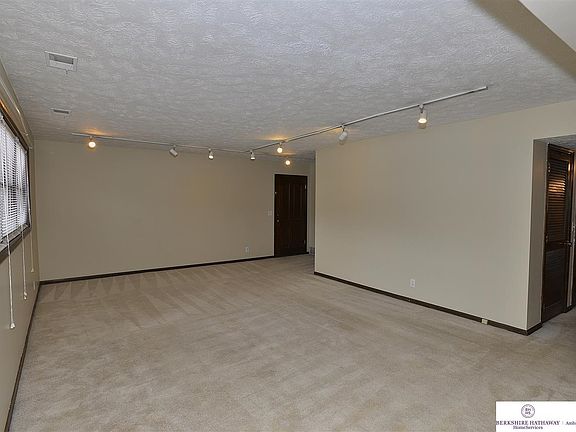5th image of 12727 Woodcrest Plz APT 123B
