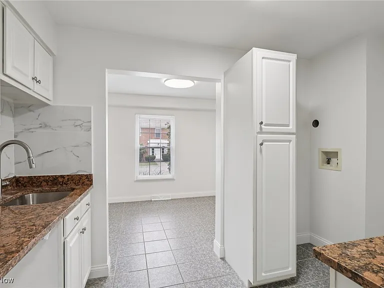 3279 Warrensville Center Rd #15D — Photo 9