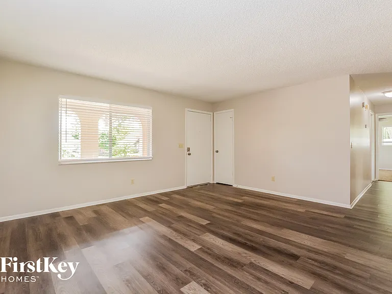 3314 Calcutta Ave — Photo 3