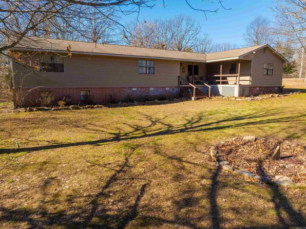 395 Wilderness Dr, Batesville, AR 72501