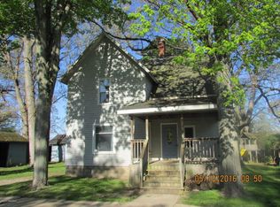 118 S Hayward St, Montgomery, MI 49255