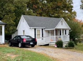 1205 Woodlawn St, Kannapolis, NC 28083