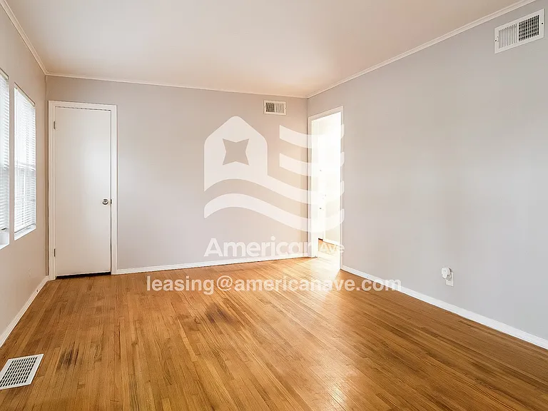 1244881_012_wm_-_bedroom_13385779.jpg