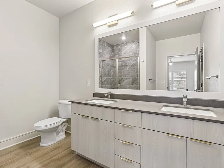 Sopra Luxury Living — Photo 102