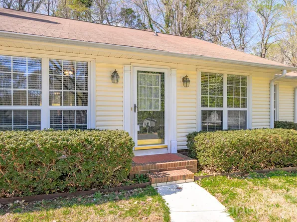 9208 Chislehurst Rd, Mint Hill, NC 28227