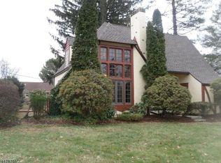 91 Carlton Ave, Washington, NJ 07882
