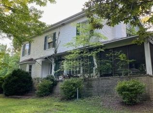 141 Hideaway Dr, Wayne, WV 25570