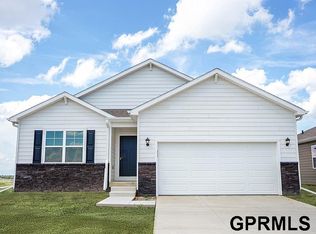 8952 167th St, Bennington, NE 68007