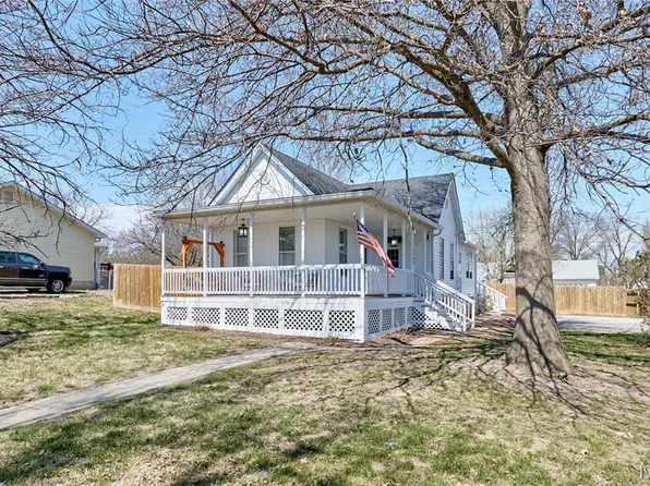 1161 Boone St, Troy, MO 63379