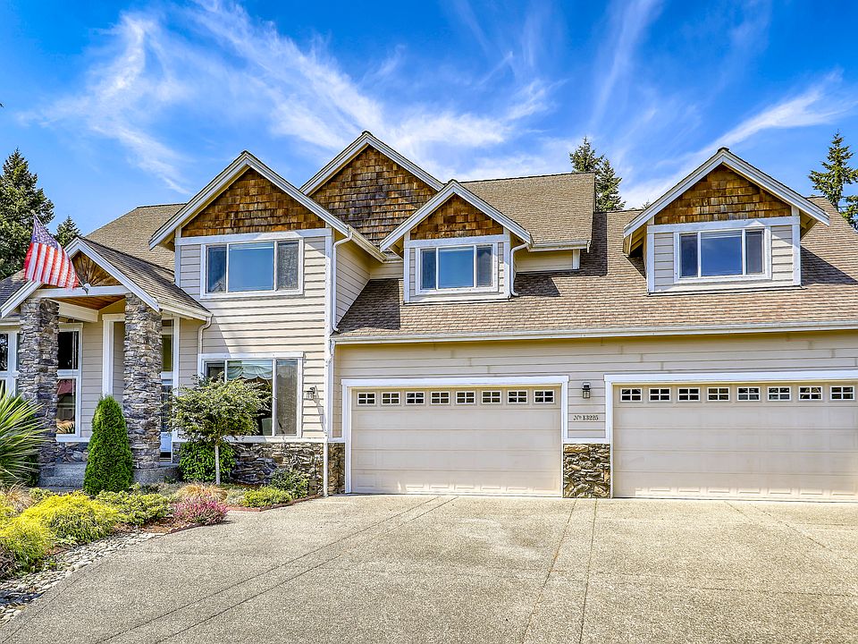Welcome Home! Excellent home in a distinctive neighborhood. 