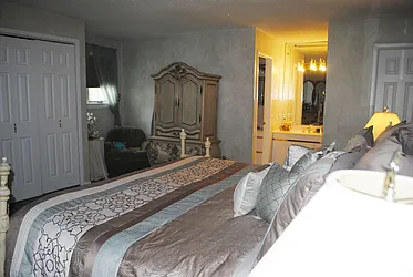 Sold by Homesite Realty Inc.