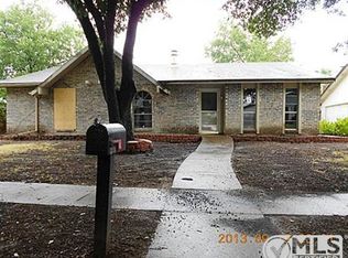 3130 Falkland Rd, Carrollton, TX 75007