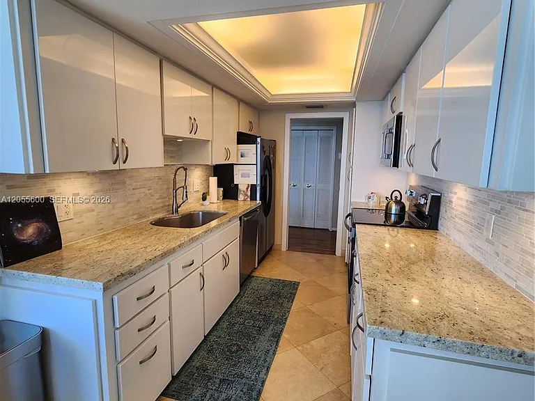 5460 N Ocean Dr #4B — Photo 16