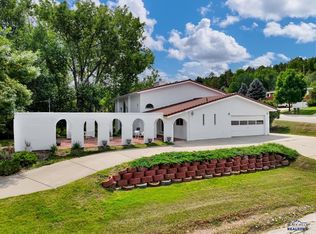3921 Crocus Ln, Rapid City, SD 57702