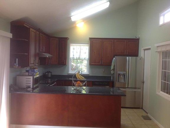 5th image of 2224 Bikini Ave