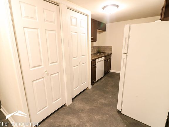 4th image of 1026 Bertrand St #3