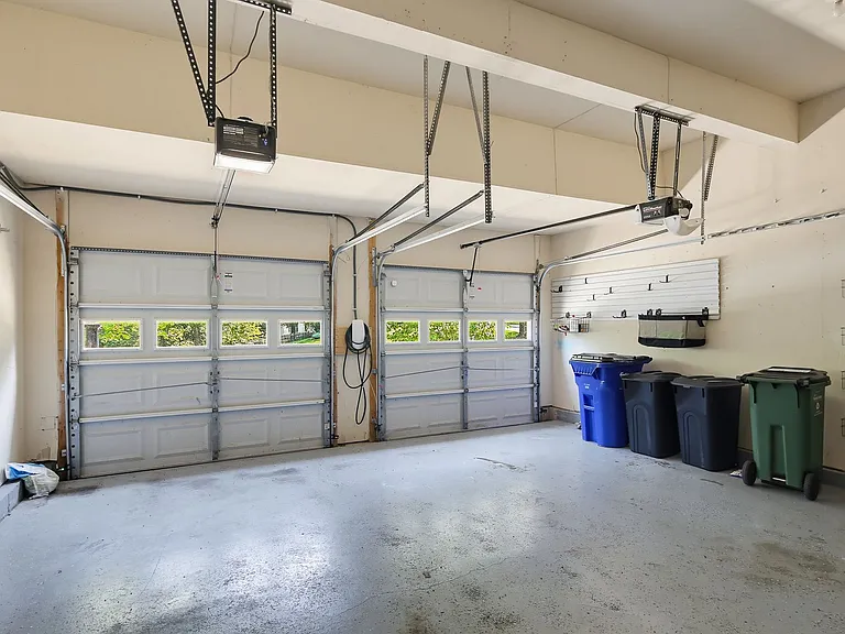 6505 Autumn Wind Cir — Photo 58