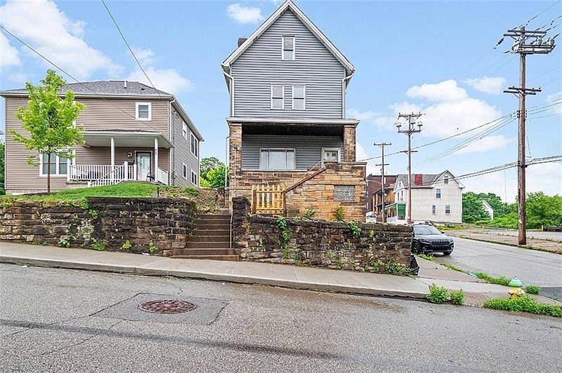 433 Holland Ave, Braddock, PA 15104 Zillow