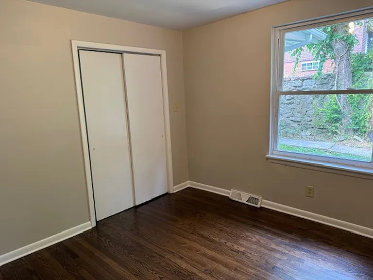 1911 Morena St — Photo 11