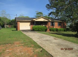 320 4th St NW, Cairo, GA 39828