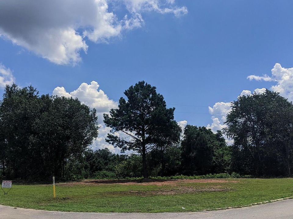 1st image of Avery Cir
