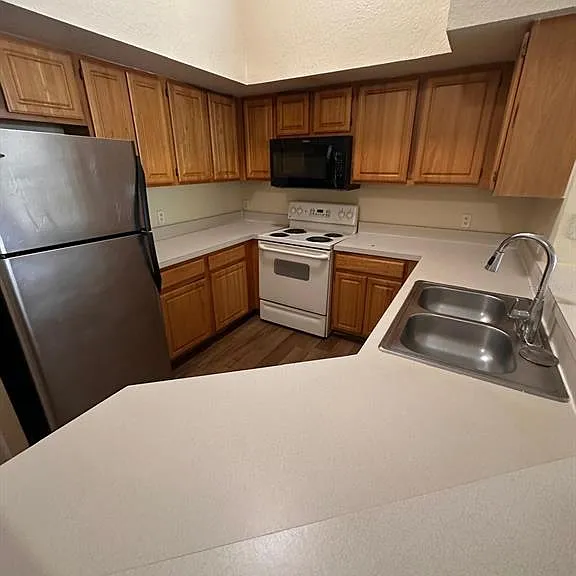 13013 Mulberry Park Dr #224 — Photo 3