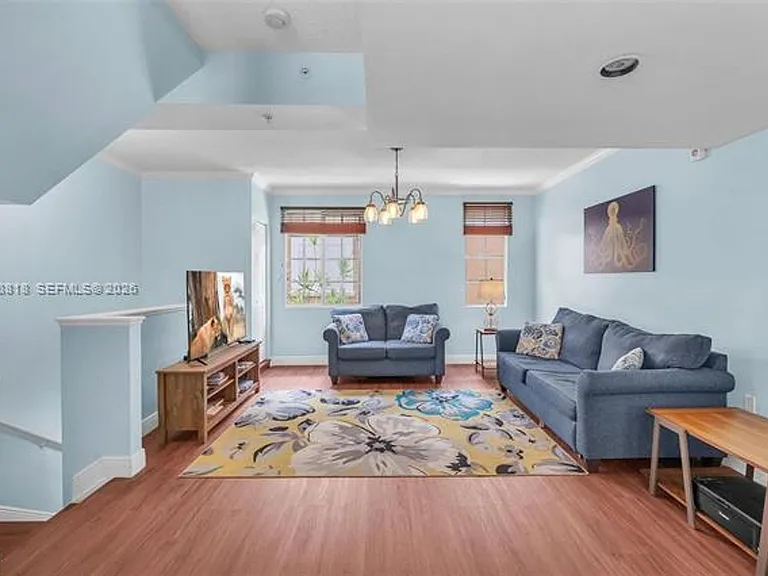 2845 NE 185th St #Townhouse 903 — Photo 11