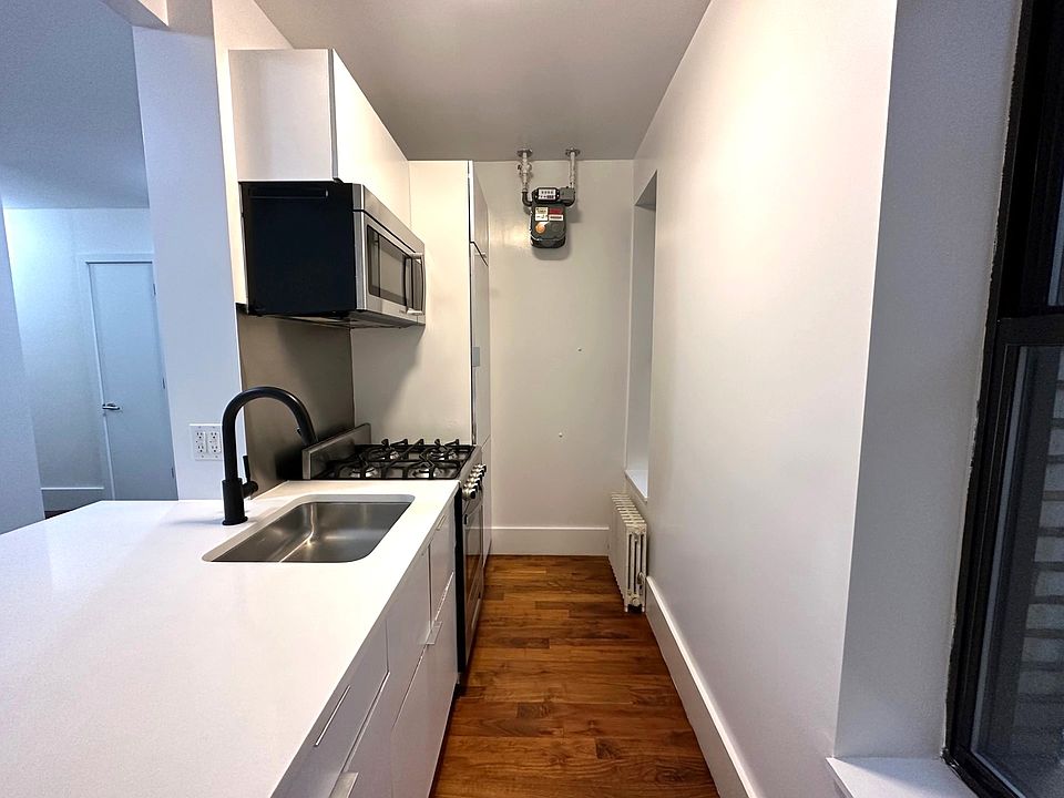 1st image of 455 Hudson St APT 9
