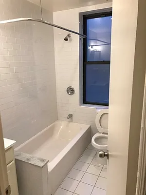 Rented by Level Group | media 28