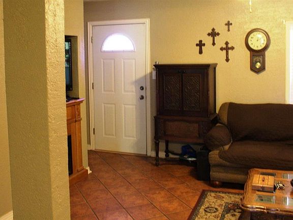 3rd image of 2524 Inglewood Dr