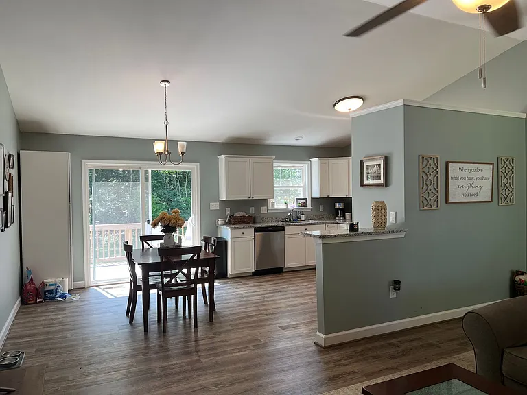 346 Brooks Dr — Photo 6