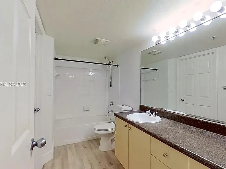 2544 Centergate Dr #303 — Photo 17