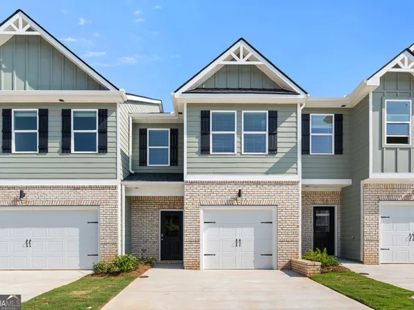 8312 Columbia Ct, Palmetto, GA 30268