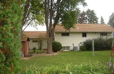 1707 Fairview Ave N — Photo 2