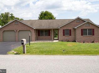 205 Stanford Rd, Hagerstown, MD 21742