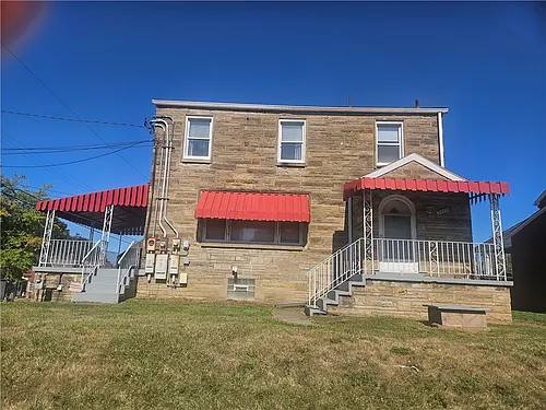 2448 Mill St Photo 1