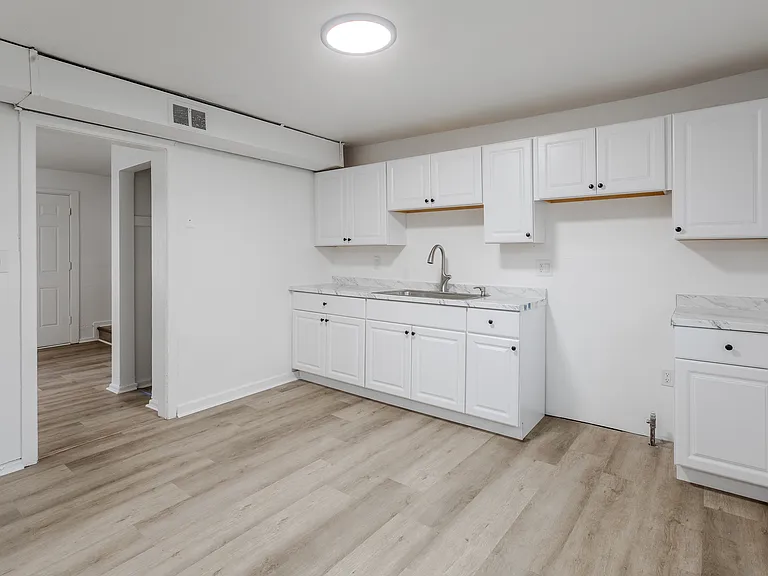 34111 Decatur Ct #34111 — Photo 14