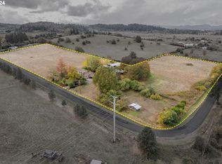 28794 Hillaire St, Eugene, OR 97402