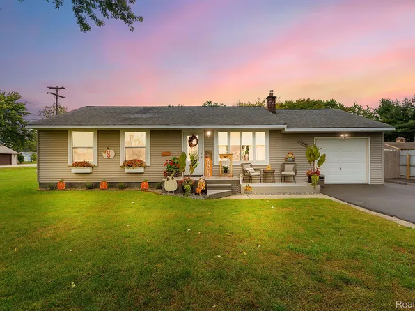 46448 Huling St, Shelby Township, MI 48317