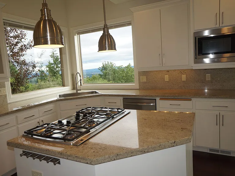 4139 NW Twilight Ter — Photo 13