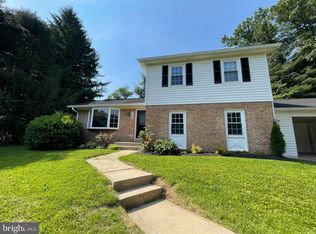 7004 Wick Ln, Derwood, MD 20855